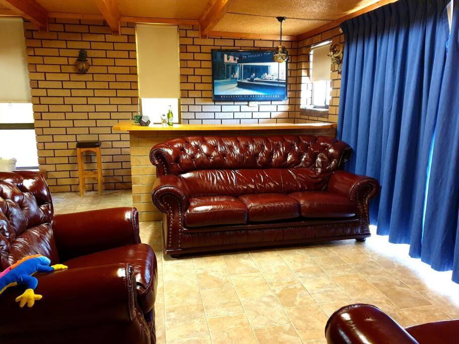 Spacious Holiday Home - Waikerie Εξωτερικό φωτογραφία