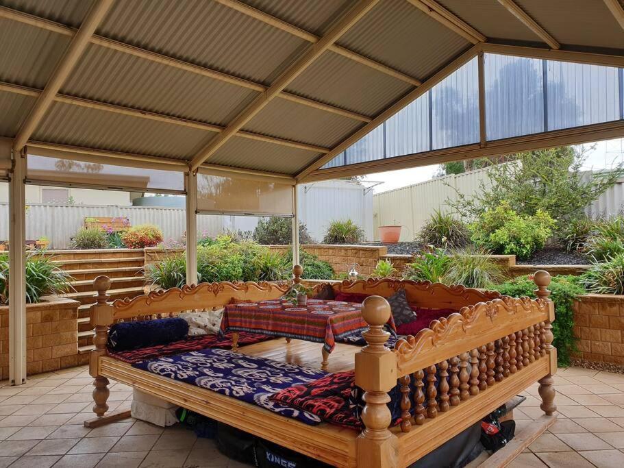 Spacious Holiday Home - Waikerie Εξωτερικό φωτογραφία