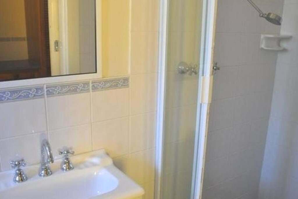 Spacious Holiday Home - Waikerie Εξωτερικό φωτογραφία
