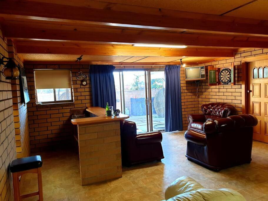 Spacious Holiday Home - Waikerie Εξωτερικό φωτογραφία